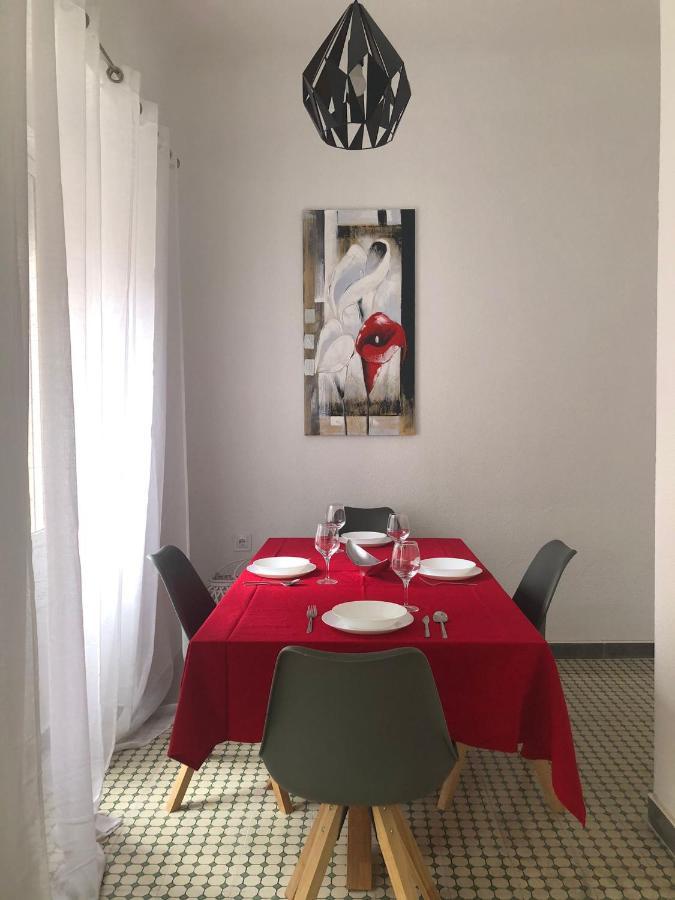 Beautiful Appartment In The Heart Of อาลิกันเต ภายนอก รูปภาพ